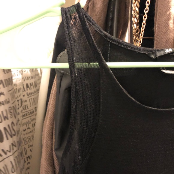 Black dress - Picture 2 of 3